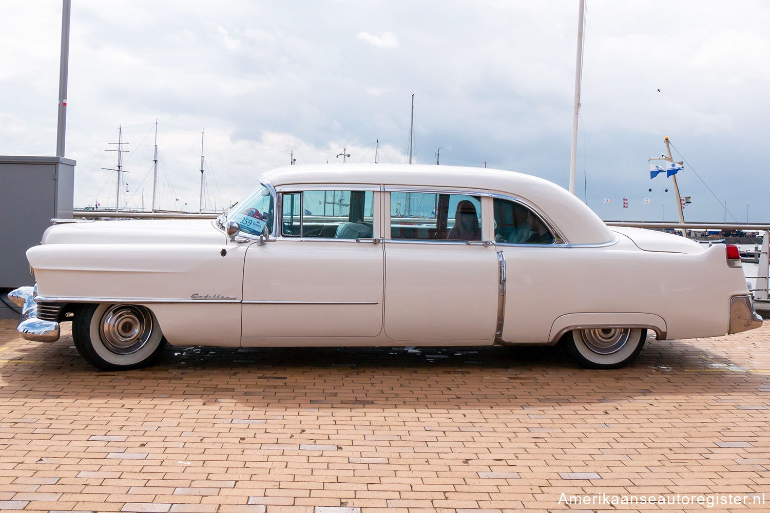 Cadillac Series 75 uit 1954